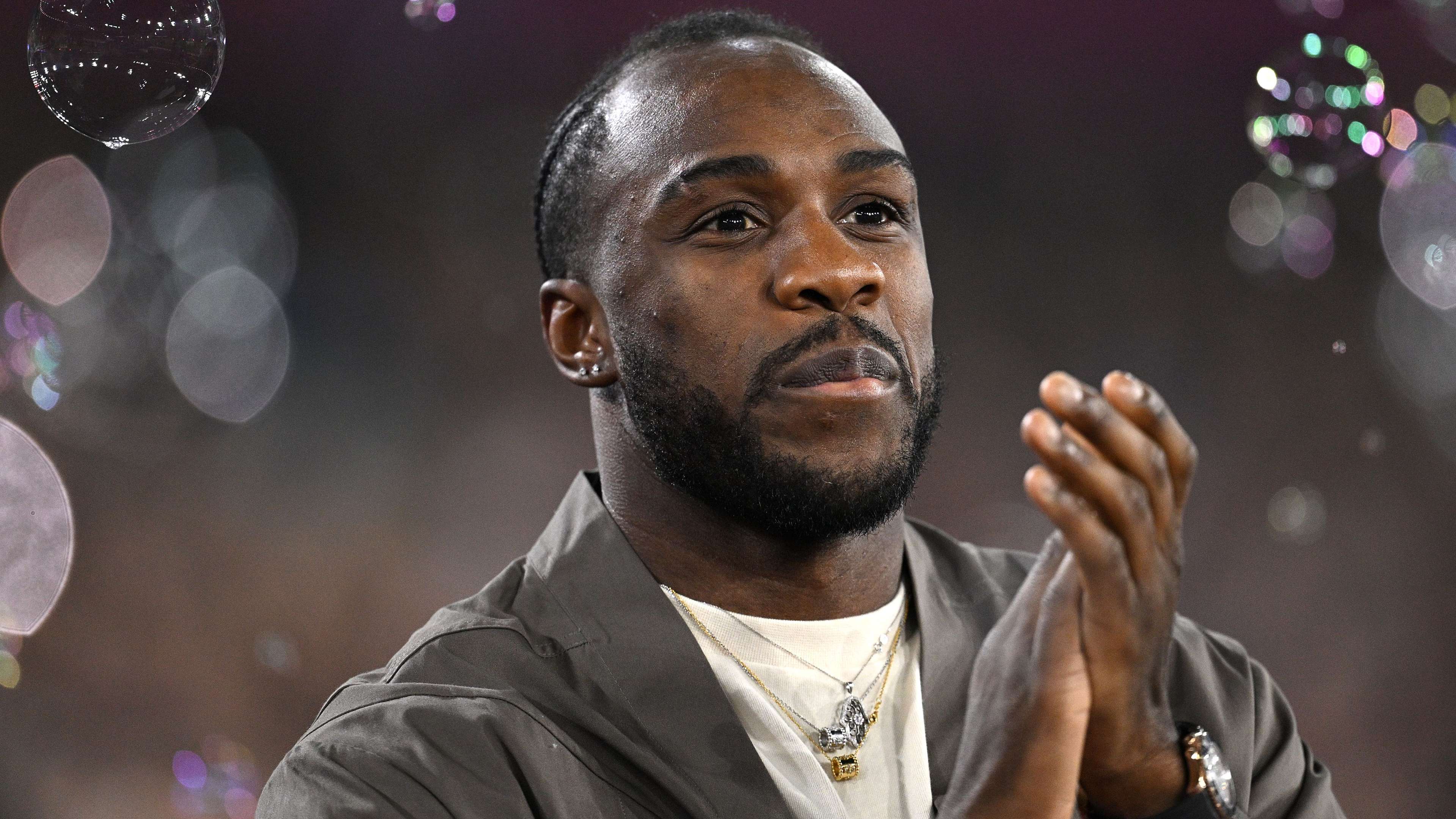 我们踢得很 我们踢得很